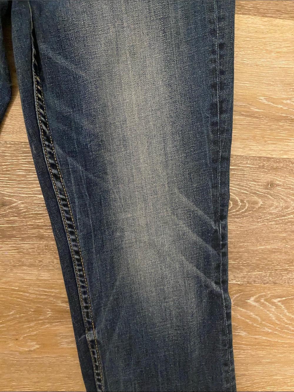BKE Women's Blue Flare Jeans with Whiskered Fading - Picture 6 of 14